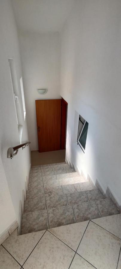 Apartmani Matela Petrčane Zewnętrze zdjęcie